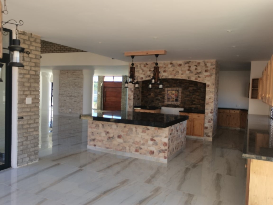5 Bedroom Property for Sale in Royalston Residential Estate and Wildlife Reserve Eastern Cape